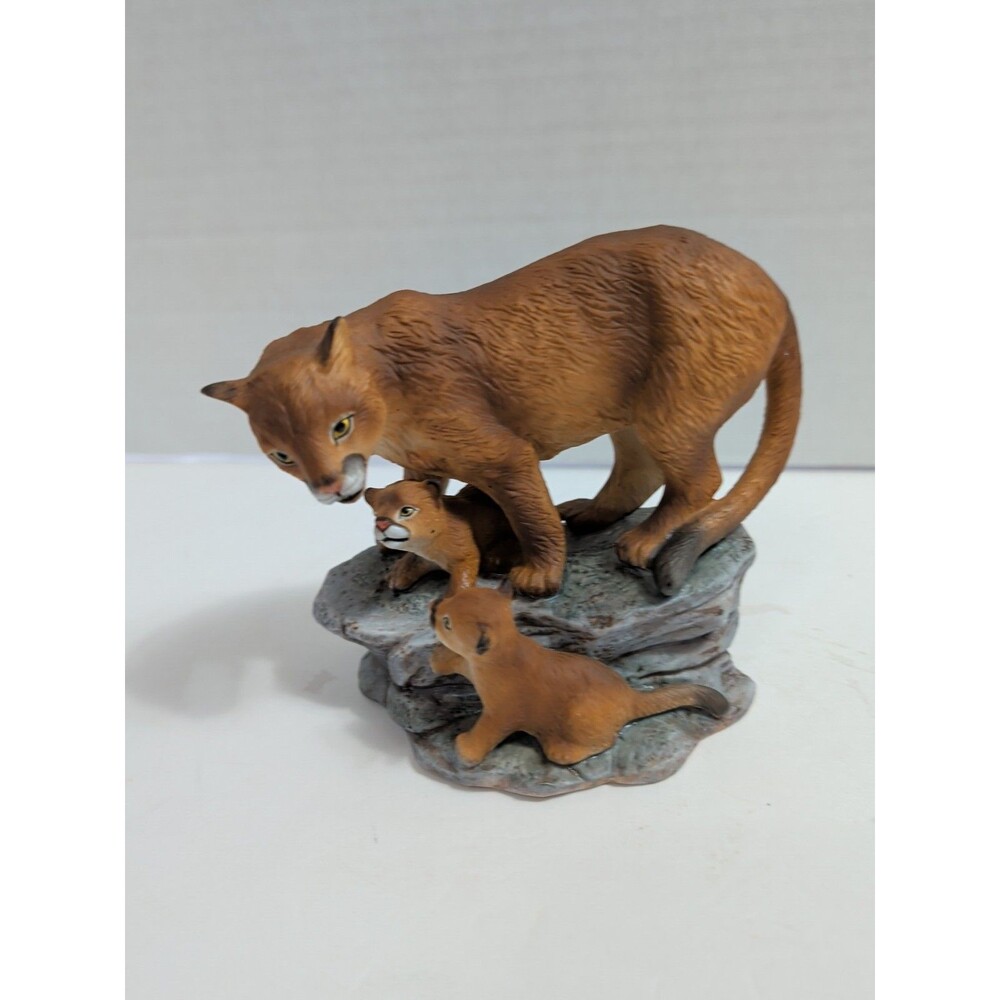 Vtg Homco 1994  Endangered Species Mountain Lions Masterpiece Porcelain